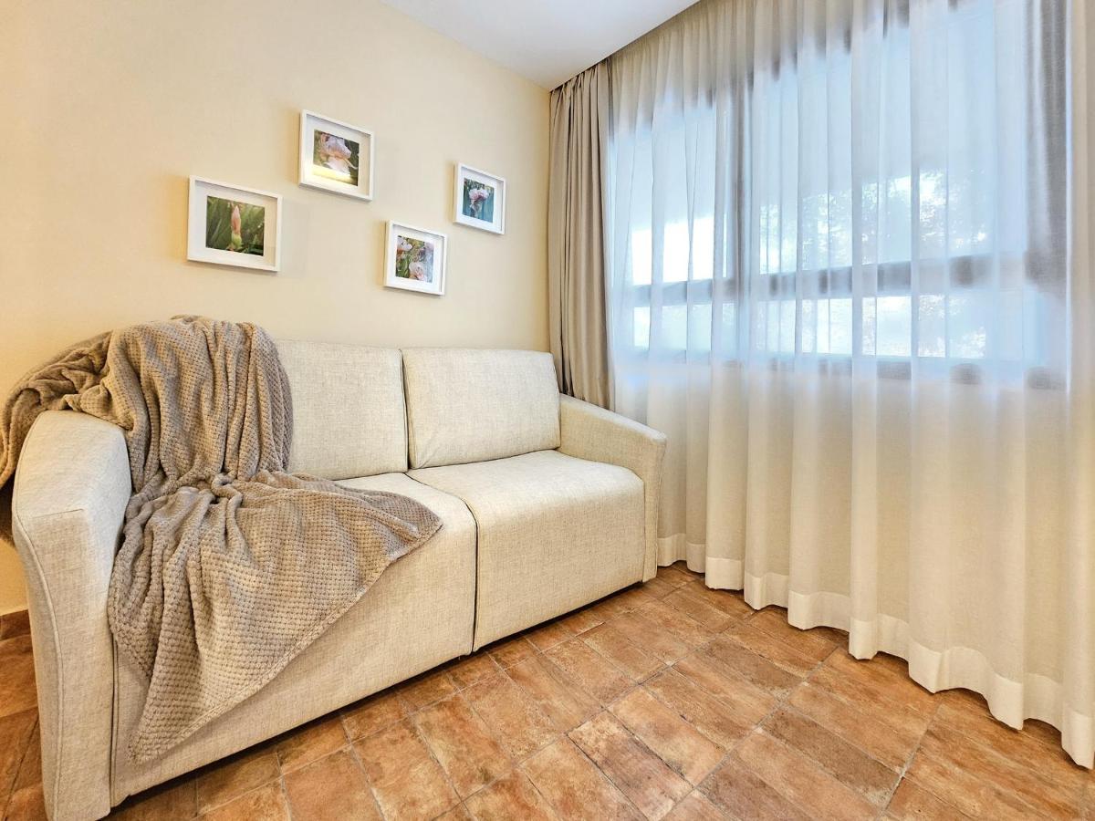 Apartamentos Las Ciencias U Валенсия Экстерьер фото